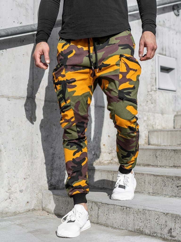 Pantaloni Camuflaj Cu Buzunare Laterale Barbati ✳️ Ieftini Aici